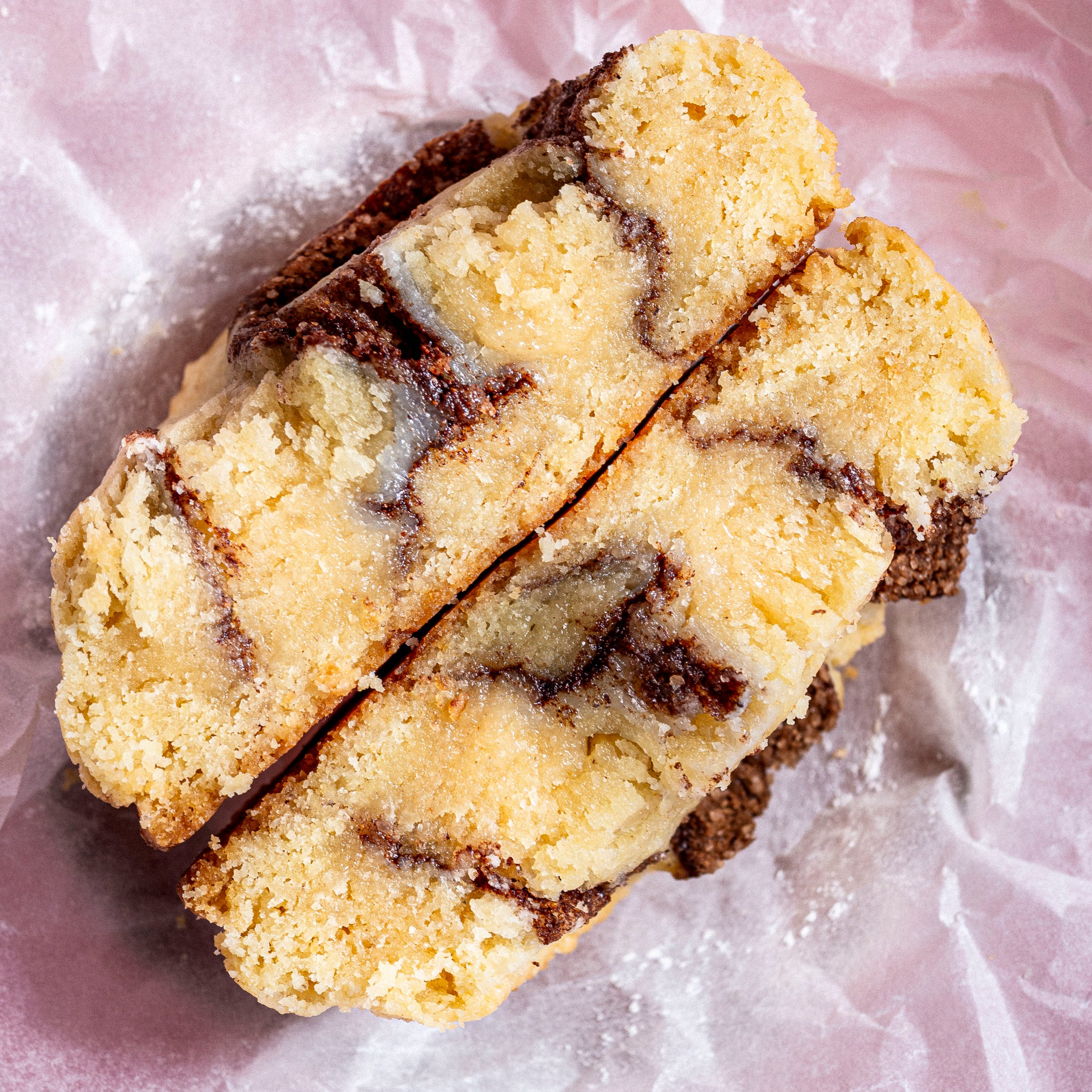 Cinnamon roll cookie