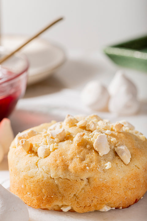 Strawberry Pavlova Cookie