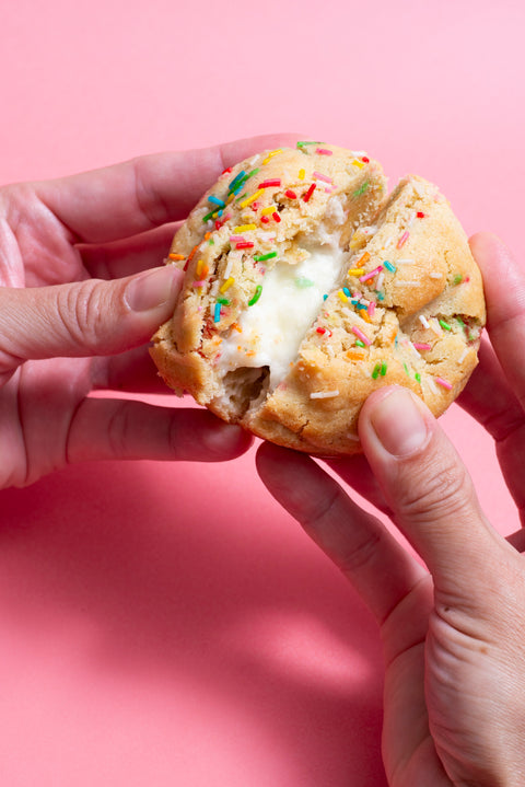 Vanilla funfetti cookie